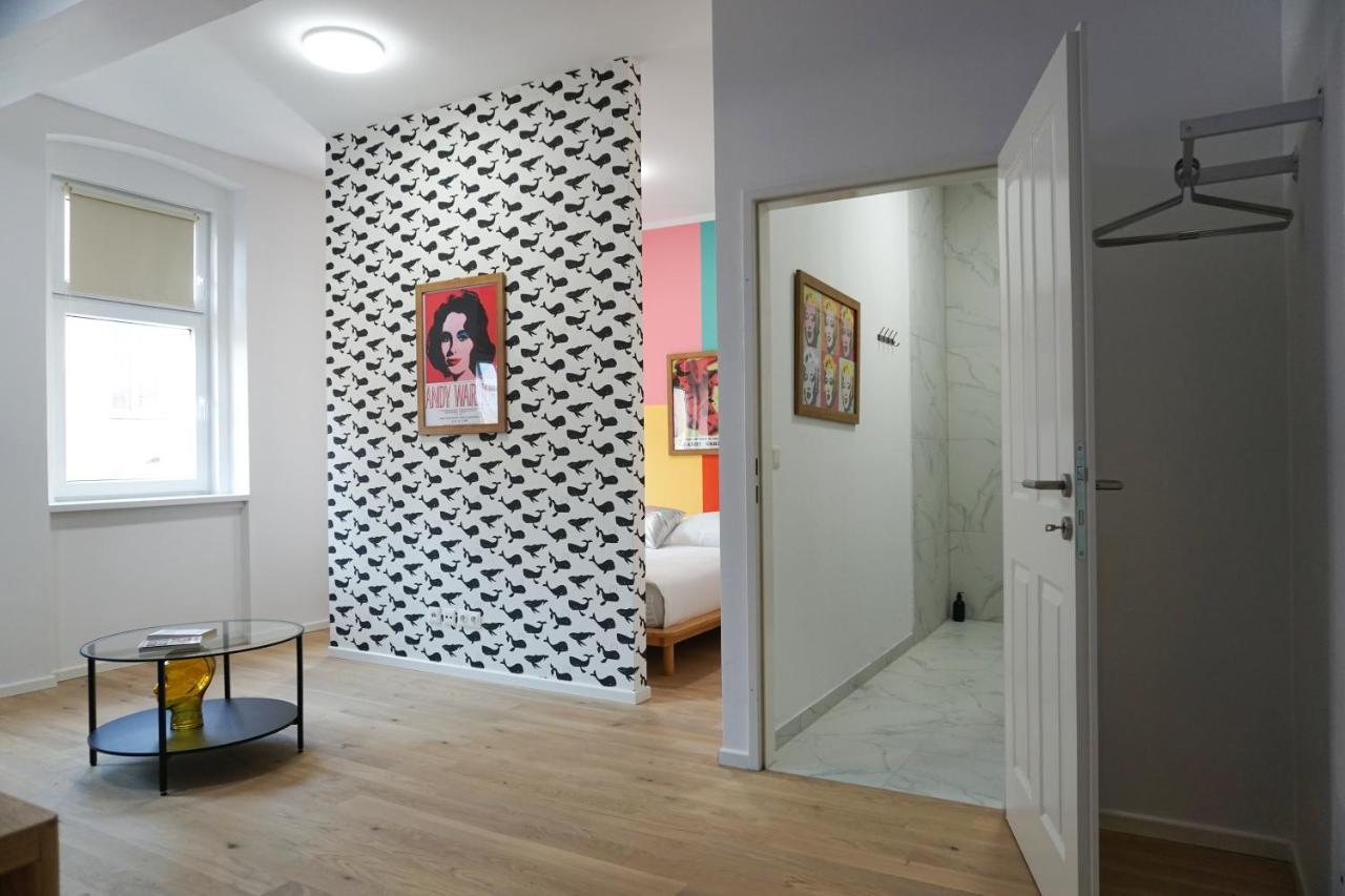 Vibrant Design Apartments - Full Kitchen - Wi-Fi - 18 Mins To City Centre Vienna Luaran gambar